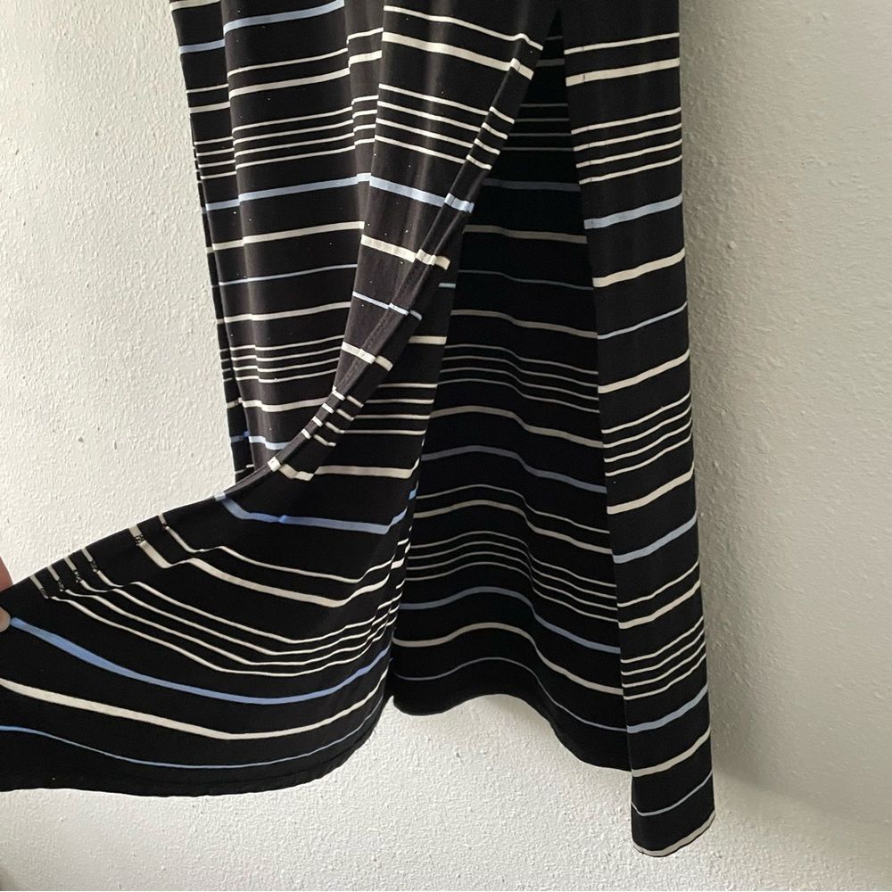 WHBM Navy Blue, white, light blue short Sleeve striped shimmery Maxy Dress Sz: S - Picture 6 of 10